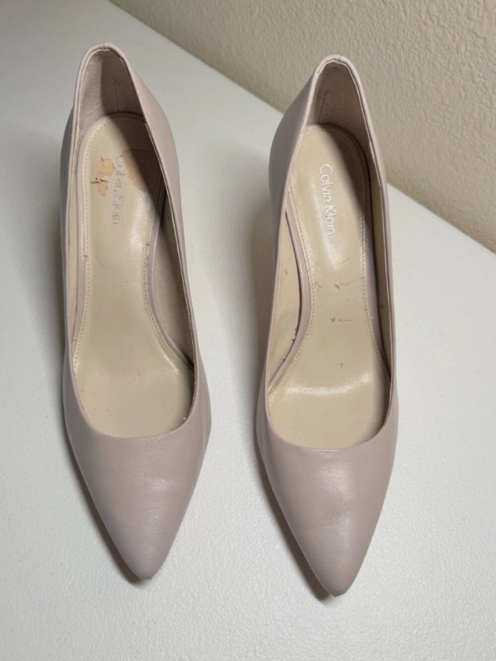 Calvin Klein Gayle Beige Pointy Toe Heel silver plate Size 8 Used